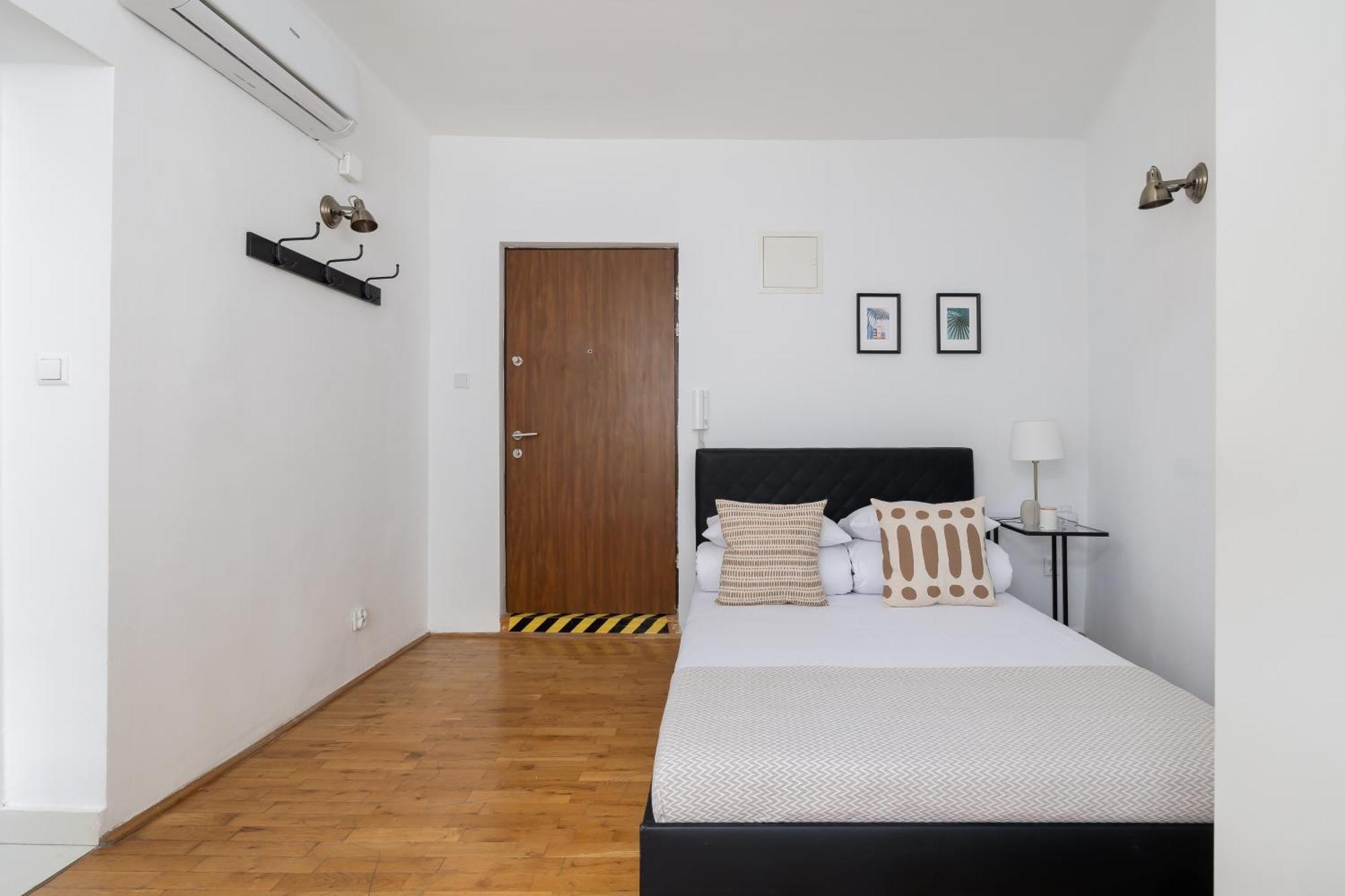 Studio Apartment With Ac - Dluga 65 Krakow Ngoại thất bức ảnh