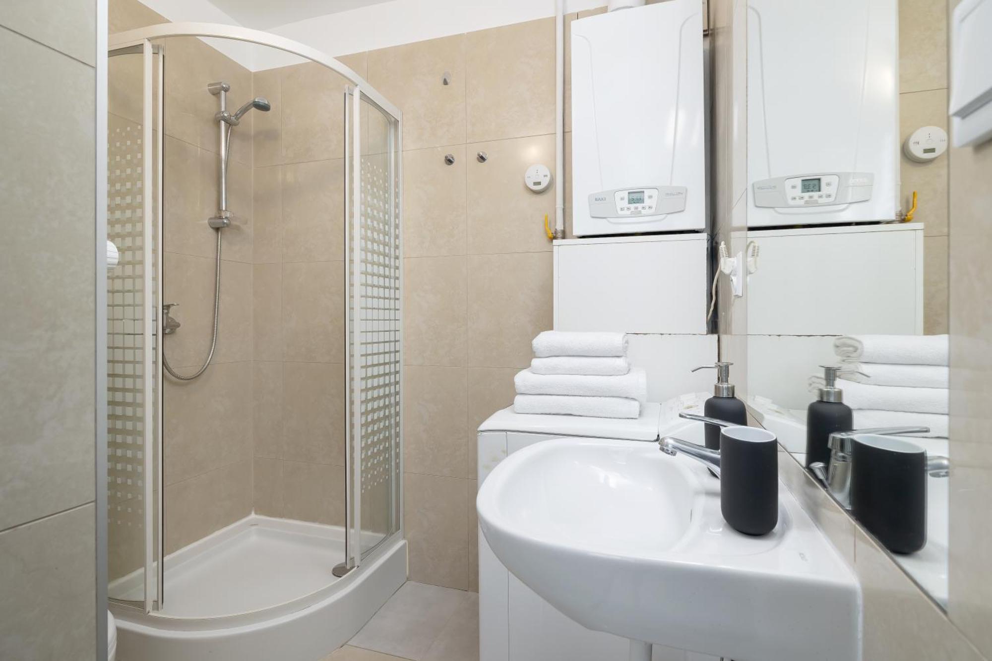 Studio Apartment With Ac - Dluga 65 Krakow Ngoại thất bức ảnh